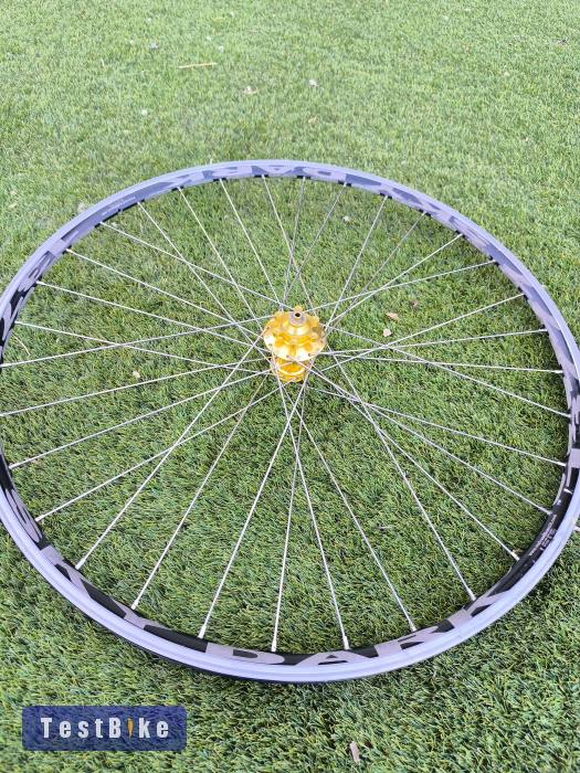 622x14 első kerék