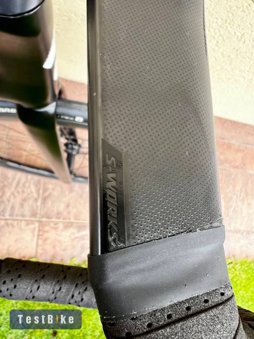 6.550g! S-Works Tarmac SL7 carbon, Sram RED 2x12s, limitált