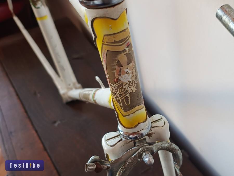 70 éves Champion országúti verseny váz, tartozékaival