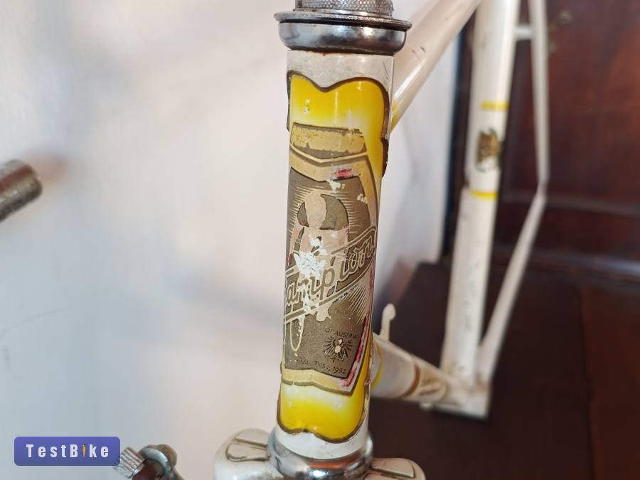 70 éves Champion országúti verseny váz, tartozékaival