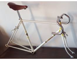 70 éves Champion országúti verseny váz, tartozékaival