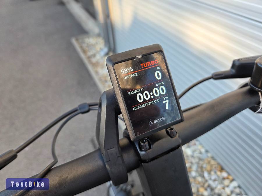 7km KTM mélyvázas ebike smart bosch cx 85Nm 750Wh terep+aszfalt