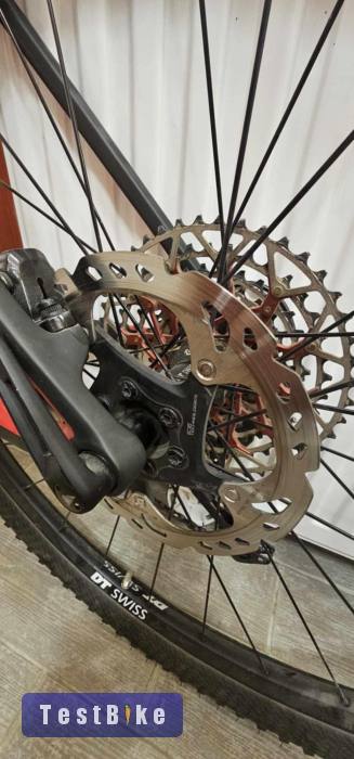 8,7 kg carbon canyon exceed CF SLX L-es méret