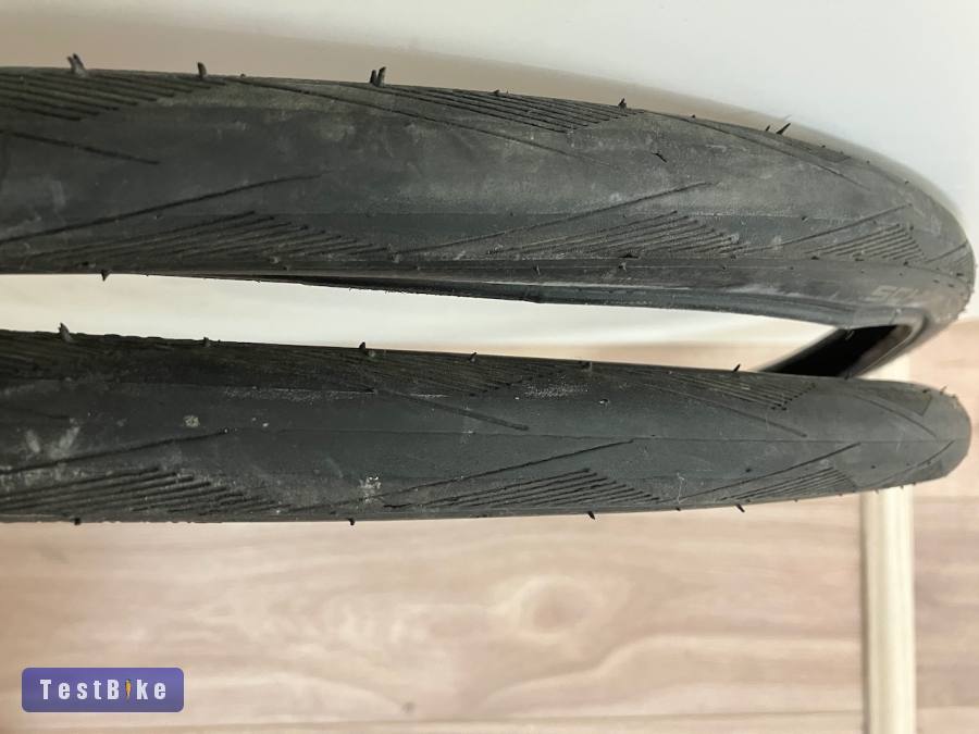 85%-os Schwalbe Durano Plus Addix 25mm külsők párban