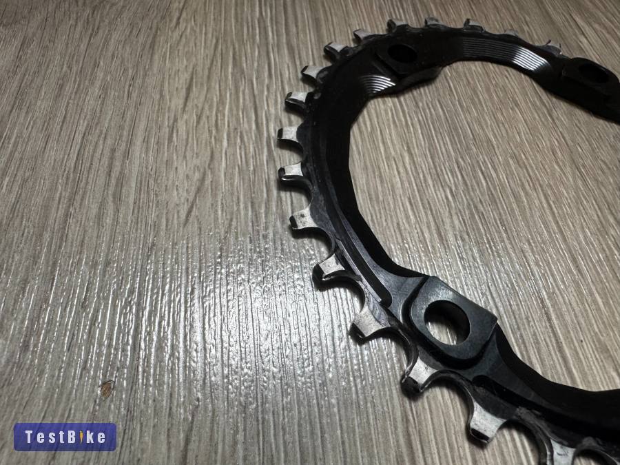 Absoluteblack 30t oval M8000