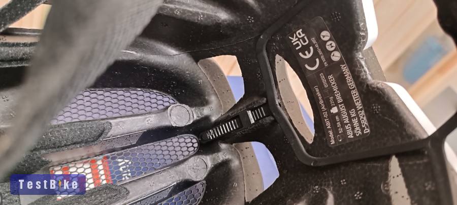 Abus airbreaker országúti kerékpáros sisak 