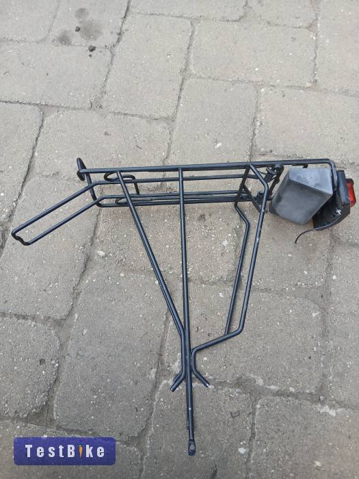 Acél pálcás csomagtartó hátsó lámpával és szerszámosdobozzal