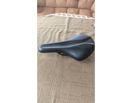 Acid Venec Lite nyereg