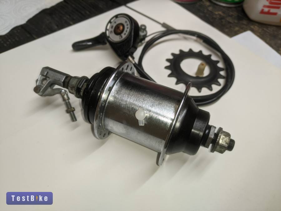 agyváltó 3 fokozat zsírzólyukkal Shimano felújított