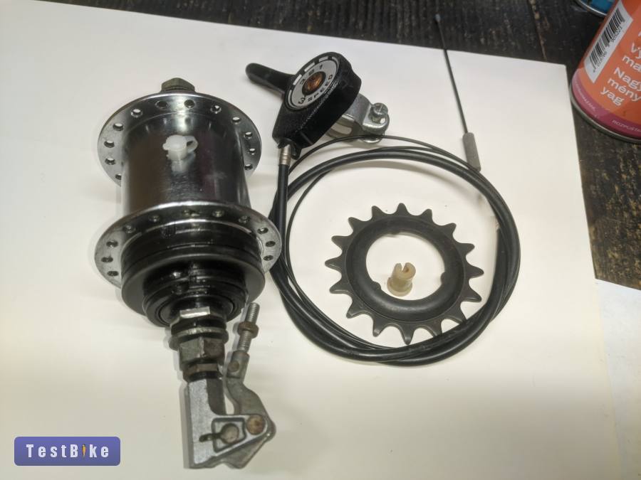 agyváltó 3 fokozat zsírzólyukkal Shimano felújított