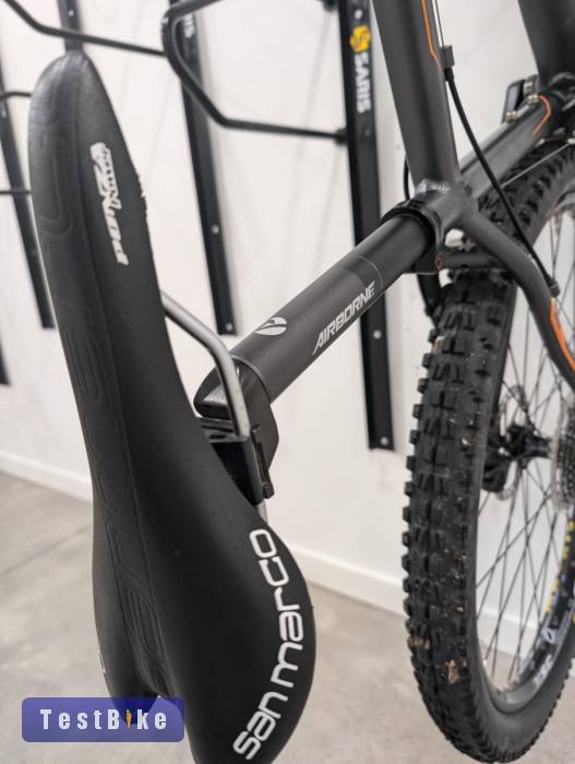 Airborne Seeker 29''