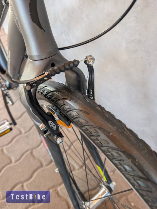 Akció! Specialized Globe Comp IG8, Nexus8, merev villás trekking