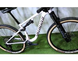08.31ig 1M! Kisebb Új Specialized Epic Evo Carbon 29 Fully