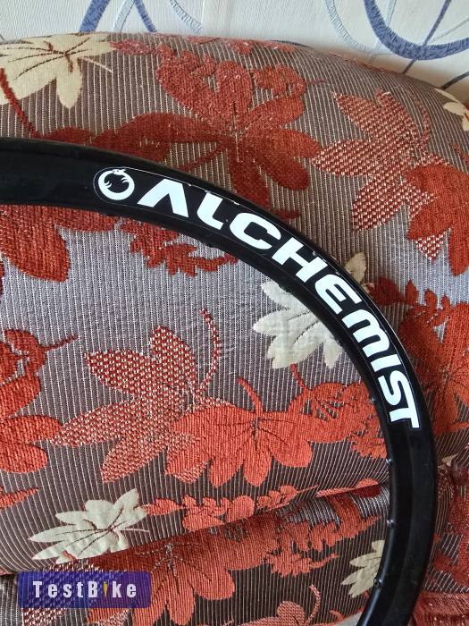 Alchemist Carbon 27.5 felnik 28h