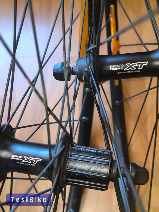 Alexrims Crosstini M felnifékes Shimano Deore XT agyas kerék