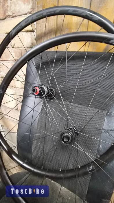 Alig használt! Fulcrum Racing 600 db, gravel, országúti