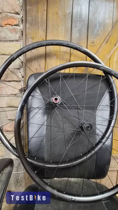 Alig használt! Fulcrum Racing 600 db, gravel, országúti