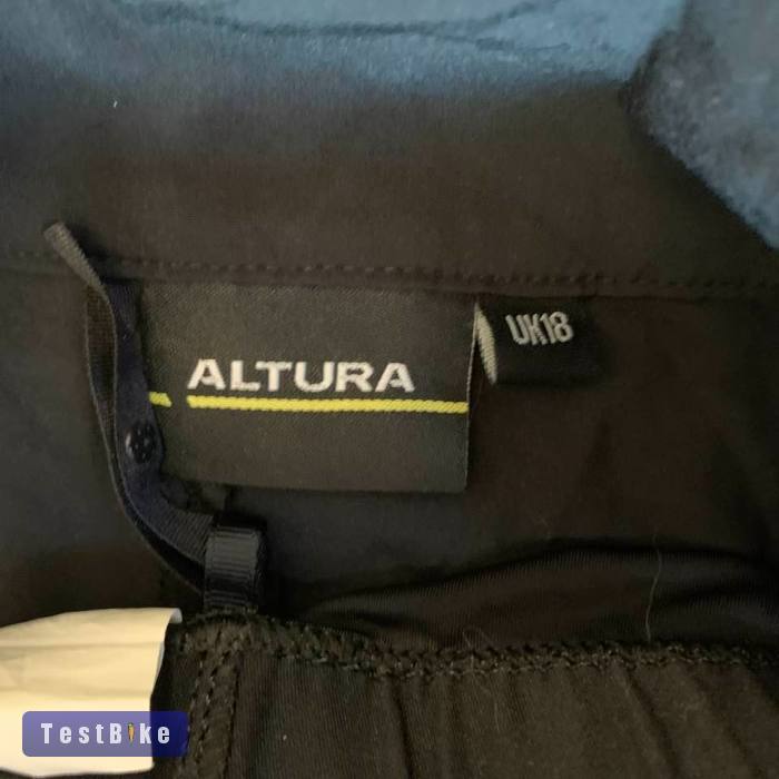 Altura Nightvision  kivehető betétes UK 18-as nadrág