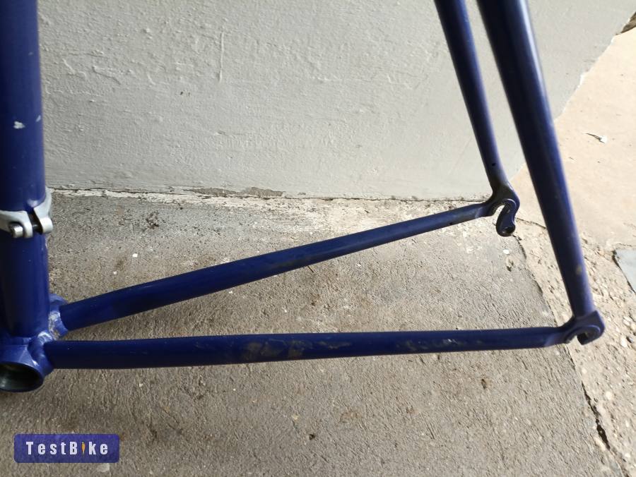 Alu országúti váz