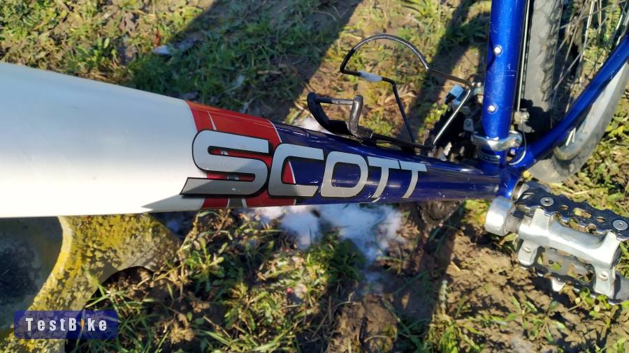 Aluvázas teleszkópos Scott Yecora mountain bike