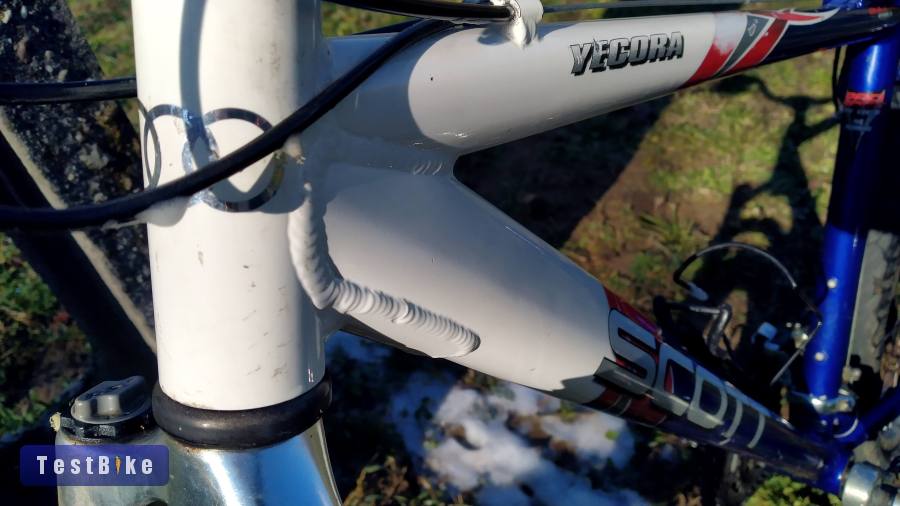 Aluvázas teleszkópos Scott Yecora mountain bike