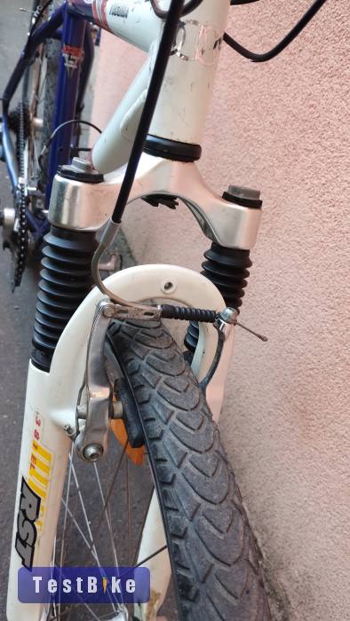 Aluvázas teleszkópos Scott Yecora mountain bike