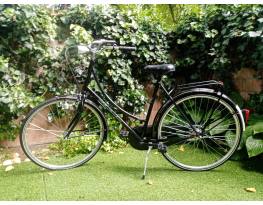 Amsterdam női holland kerékpár