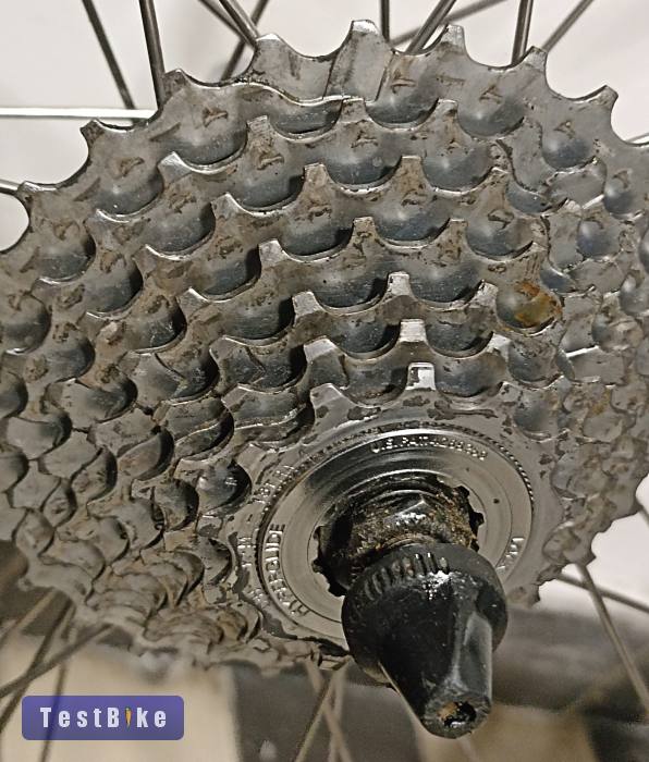 Araya CV-7, Shimano Deore LX fekete agyak 26" kerékszett 