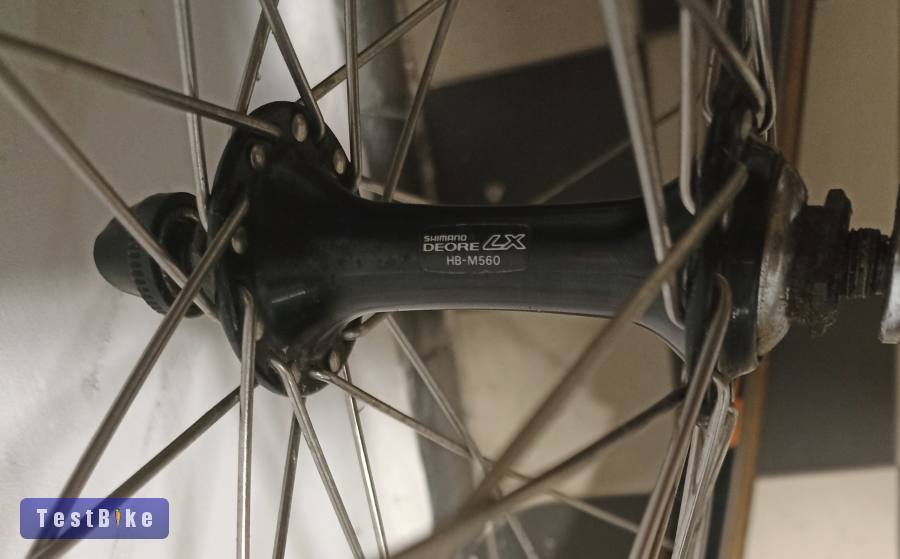 Araya CV-7, Shimano Deore LX fekete agyak 26" kerékszett 
