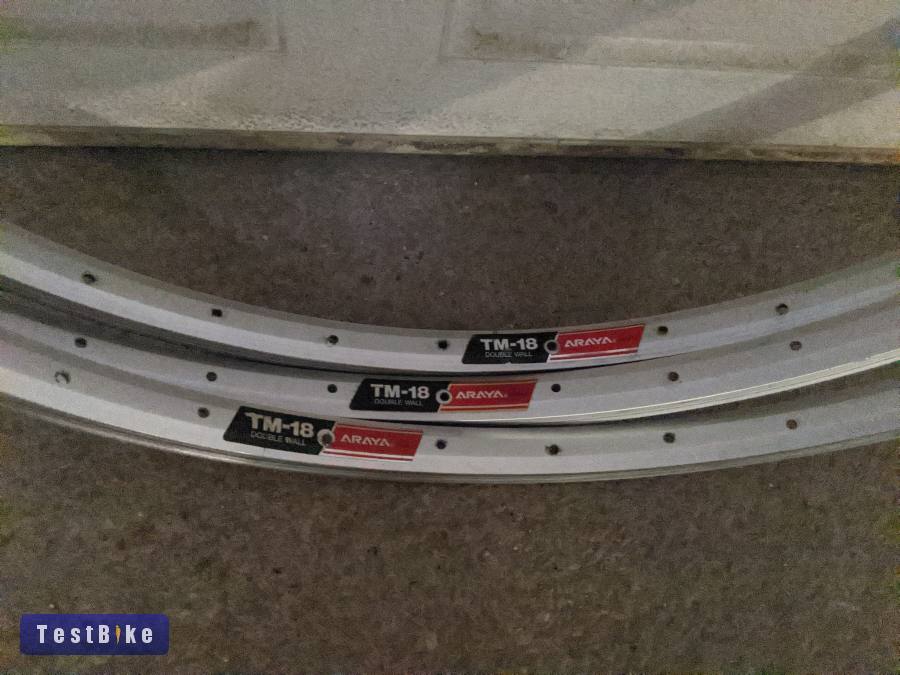 Araya felnik eladók