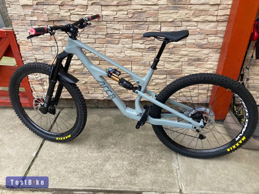 ARC8 Carbon 29” új Enduro eladó! 
