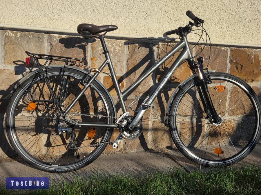 Arinos Subway trekking kerékpár — 28" / 55cm / Shimano XT / 