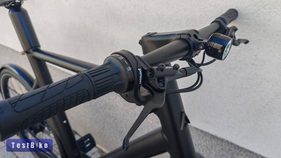 Asfalt GT2 Sport szíjhajtásos elektromos kerékpár Pinionnal