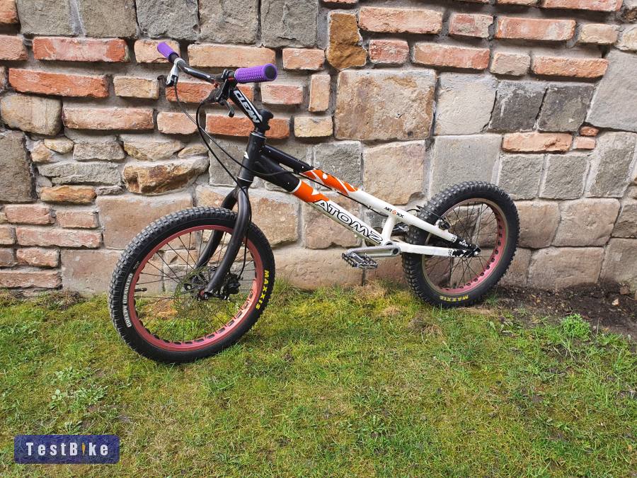 AtomZ triál 20" kerekek