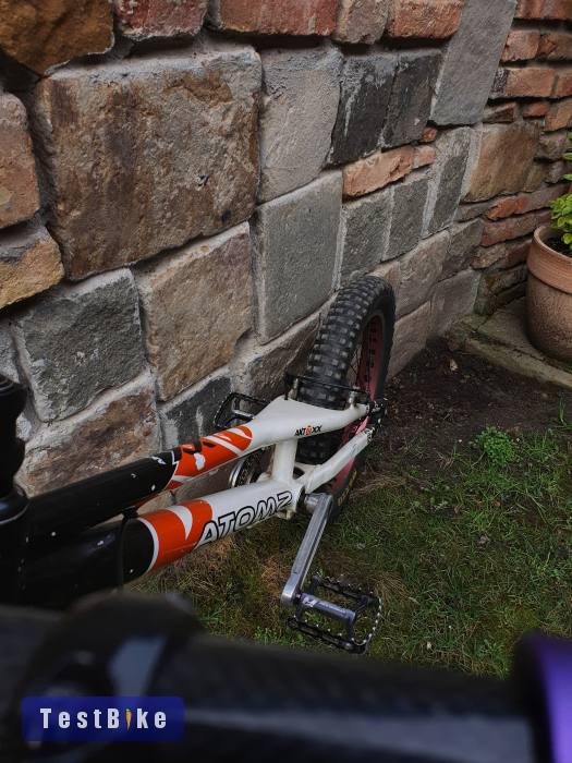 AtomZ triál 20" kerekek