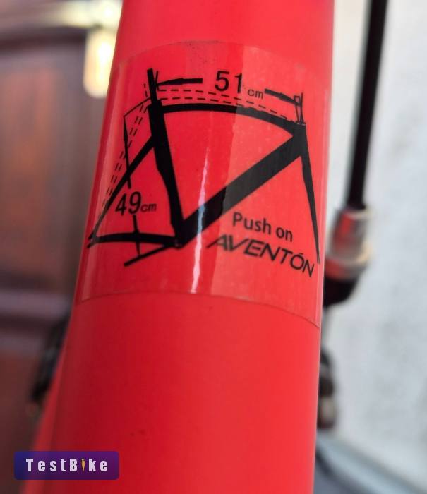 Aventon Cordoba single speed, újszerű, karbon villával