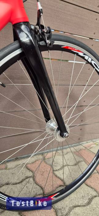 Aventon Cordoba single speed, újszerű, karbon villával
