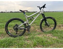 Banshee Rune v2 - 27.5 - XL