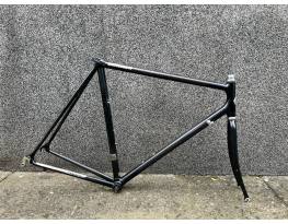 Barellia Brugelmann 57 cm-es országúti karbon váz szett