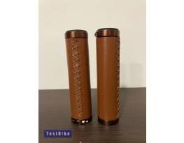 Barna bőr bilincses markolat