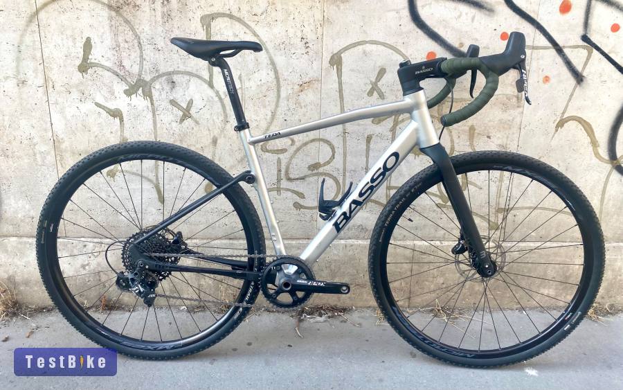 Basso Alu/karbon gravel eladó