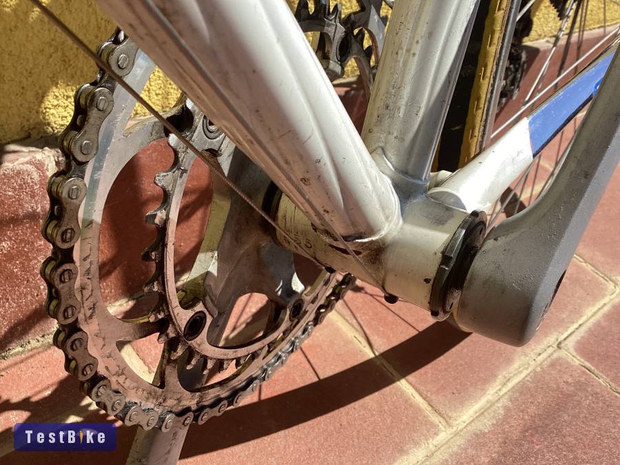 Benotto országúti Campagnolo Athena groupszettel
