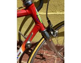 Benotto országúti Campagnolo Athena groupszettel országúti