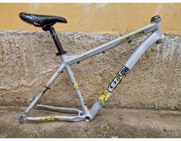 Bergamont Kiez Flow alumínium váz