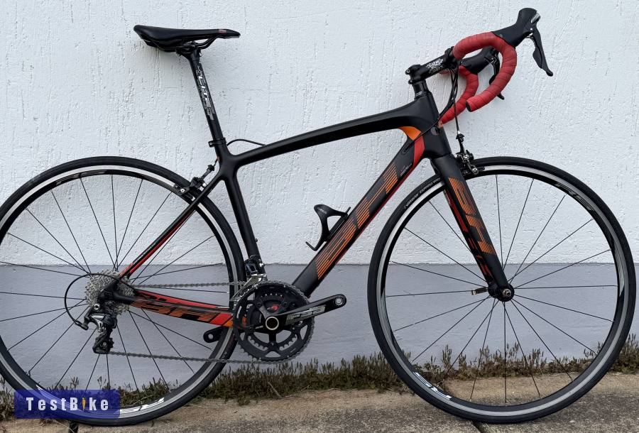 BH Quartz endurance karbon országúti