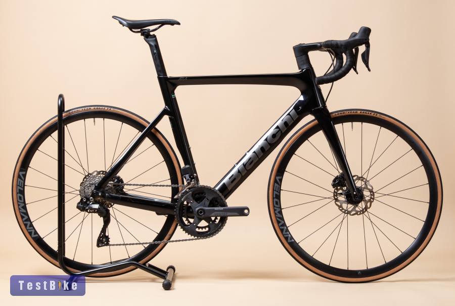 Bianchi Aria Disc 105 Di2 (57) karbon országúti kerékpár 