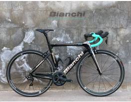 Bianchi Aria karbon, aero országúti kerékpár