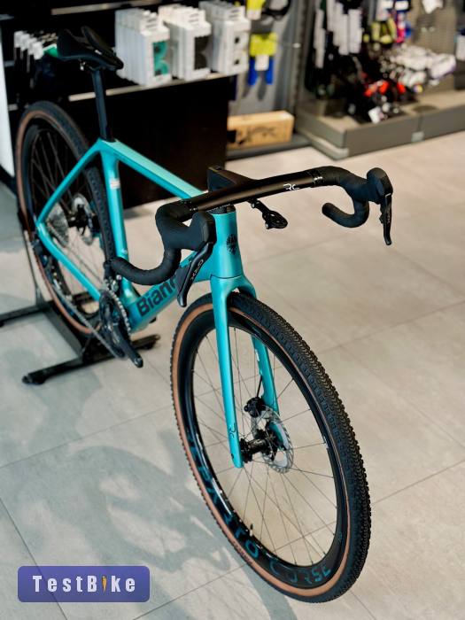 Bianchi Impulso RC M Gravel kerékpár