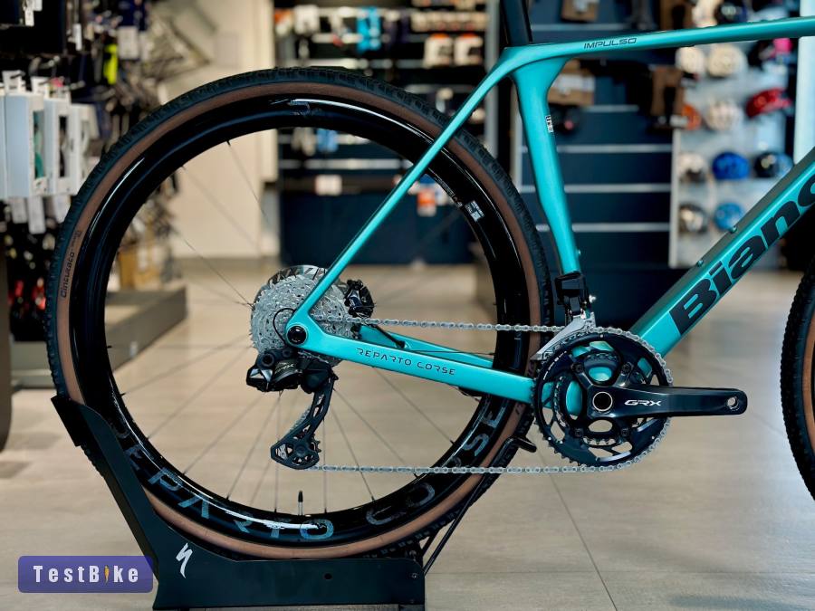 Bianchi Impulso RC M Gravel kerékpár