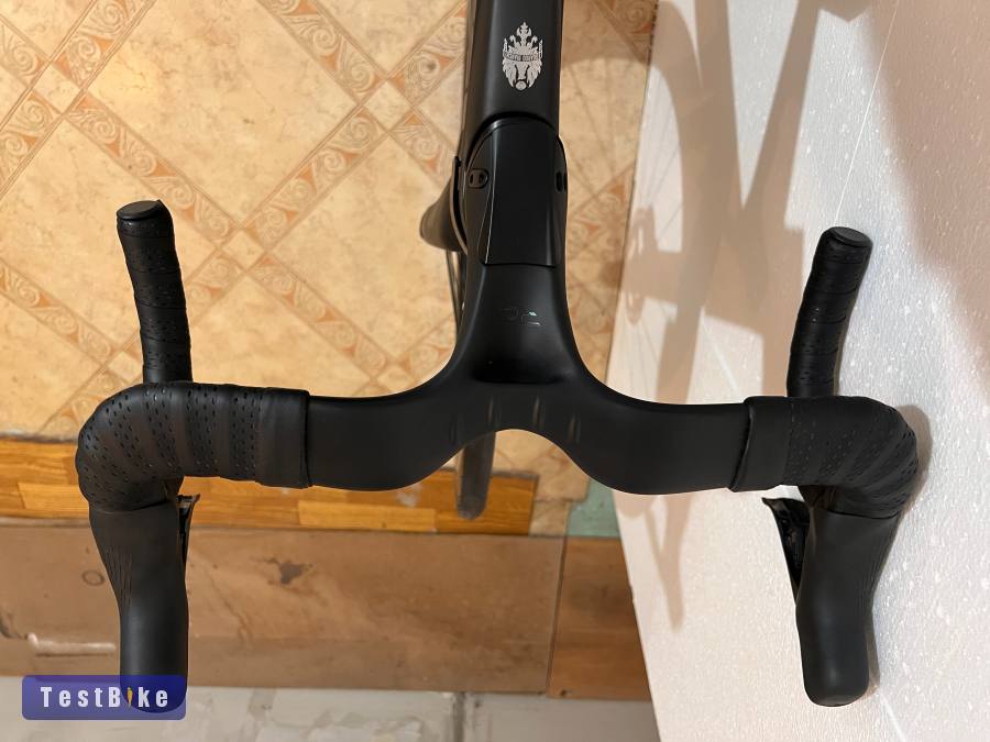 Bianchi Oltre PRO Ultegra DI2 2023  53 as méret